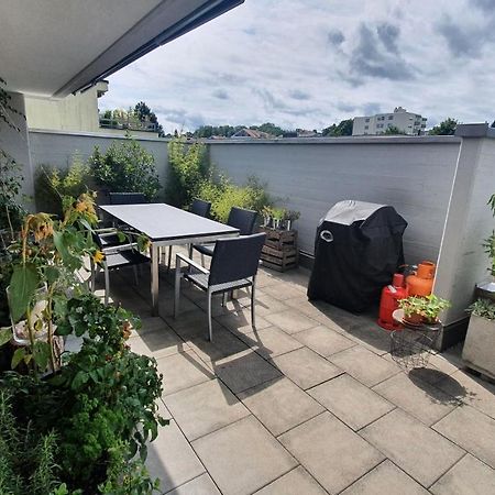 Apartmán Cosi - Komfortables Privatzimmer Mit Grosser Terrasse Und Parkplatz Kreuzlingen Exteriér fotografie