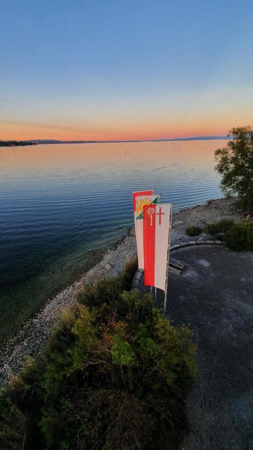 Apartmán Cosi - Komfortables Privatzimmer Mit Grosser Terrasse Und Parkplatz Kreuzlingen Exteriér fotografie