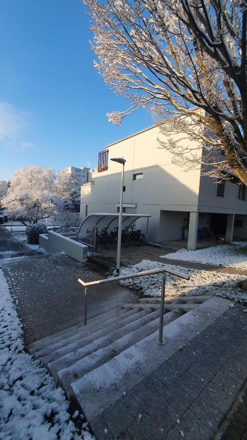 Apartmán Cosi - Komfortables Privatzimmer Mit Grosser Terrasse Und Parkplatz Kreuzlingen Exteriér fotografie